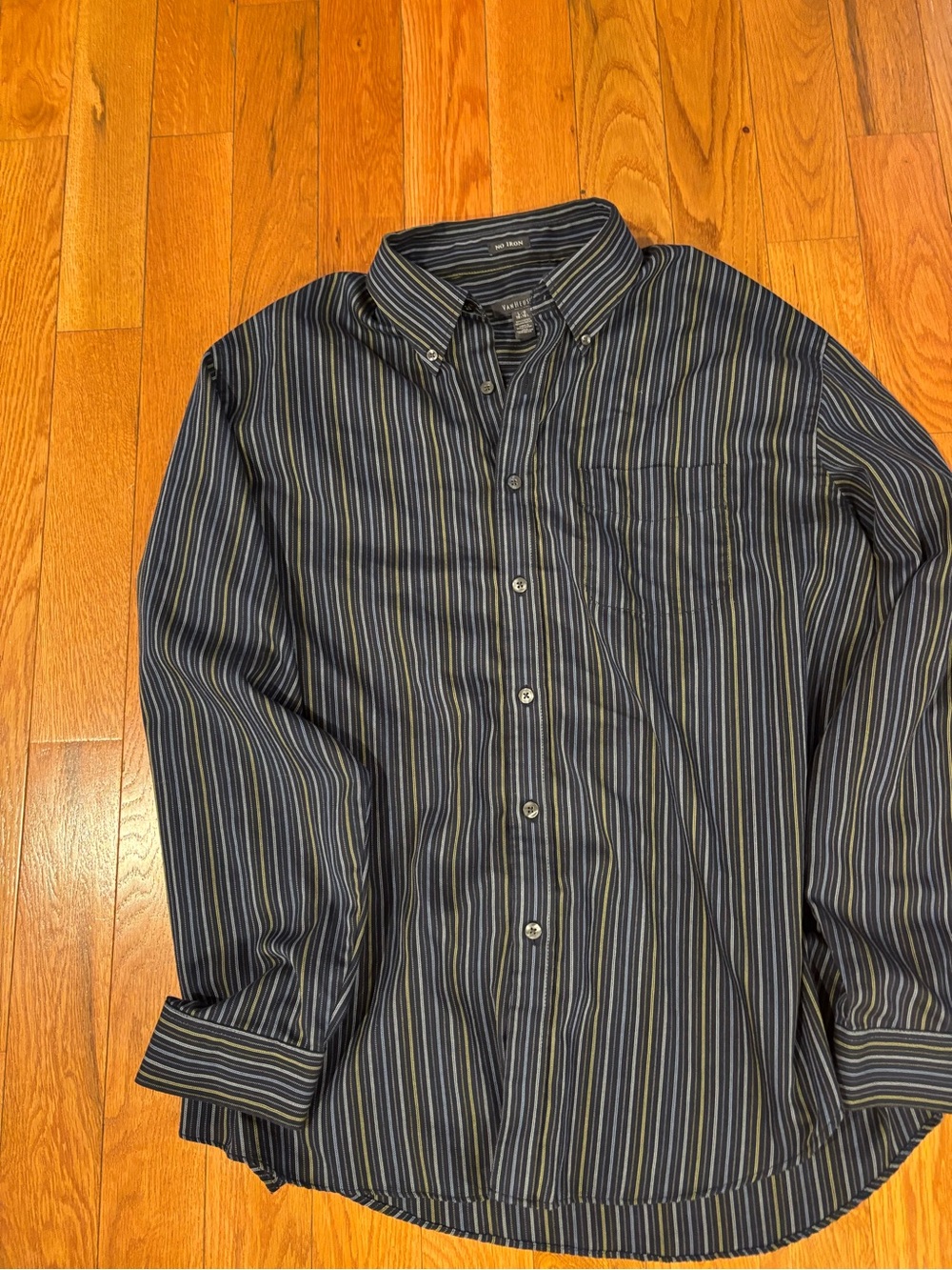 Van Heusen No Iron Men's Long-Sleeve Striped Button-Down Shirt - Navy